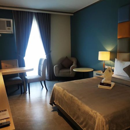 Yes Hotel Pandi Bulacan Exterior foto